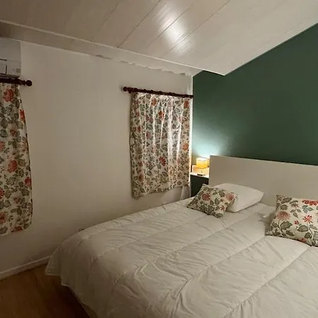 House For 5 With Air Conditioning, Parking & Terrace 프롱티냥
