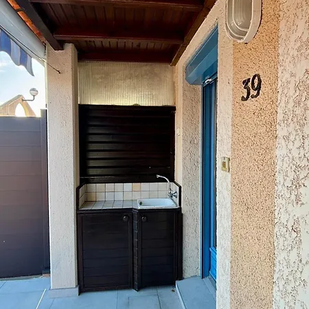 House For 5 With Air Conditioning, Parking & Terrace * Frontignan