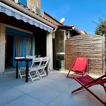 House For 5 With Air Conditioning, Parking & Terrace * 프롱티냥