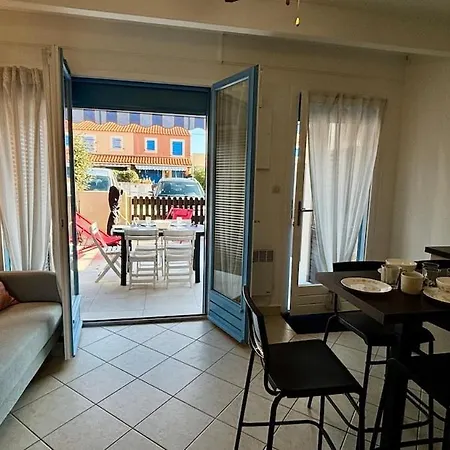 House For 5 With Air Conditioning, Parking & Terrace